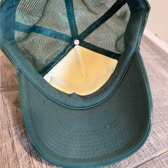 Green Trucker Hat with floral Patch - Picture 4 of 4